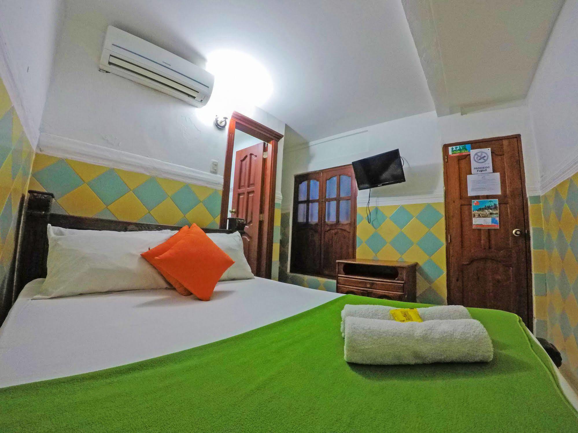 Marlin Hostel Kartagena Zewnętrze zdjęcie